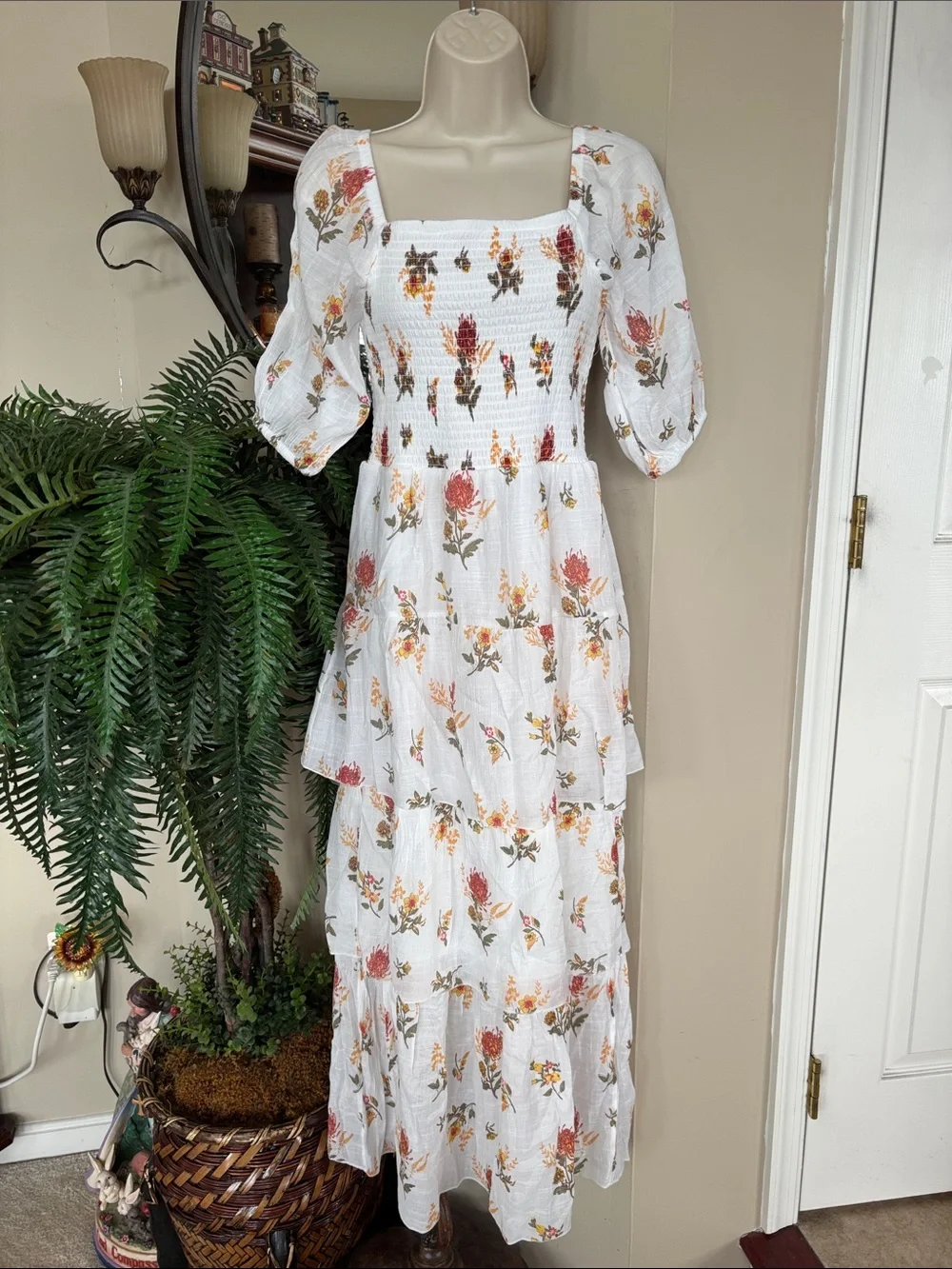 J. Gee White Boho Floral Tiered Maxi Dress Smocked Bodice Ruffle Puff Sleeves - Picture 3 of 15
